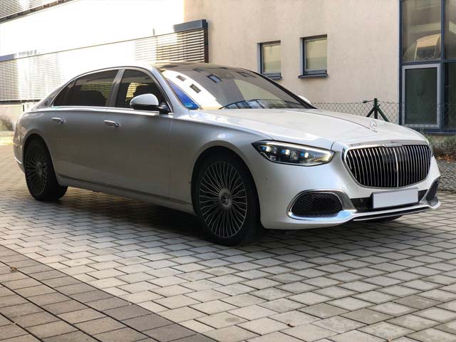 Аренда прокат бронирование престижного люкс VIP автомобиля машины в Италии